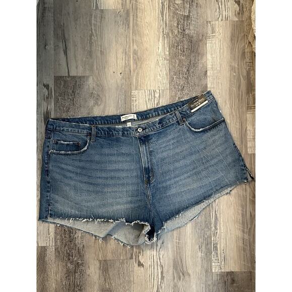 NWT Abercrombie & Fitch High Rise The Mom Shorts Size 37/24 - Picture 2 of 9